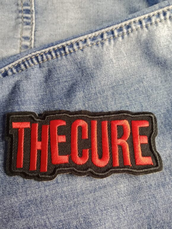 Pin's The Cure