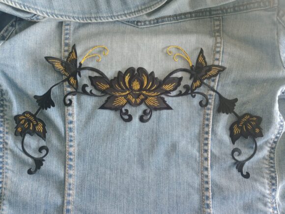 Patch Dos entier fleurs noires