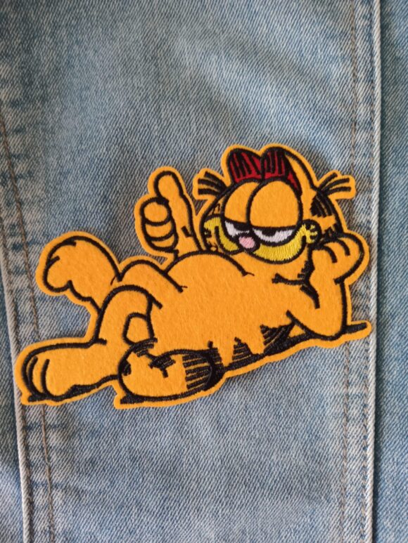 Patch Garfield Allongé